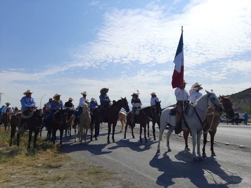 Cabalgata en conmemoración al 333 Aniversario de Monclova