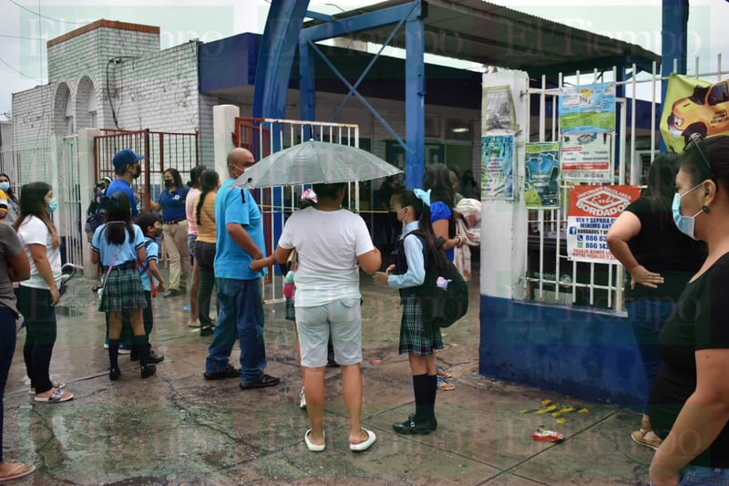 Así se vive el regreso a clases en Monclova