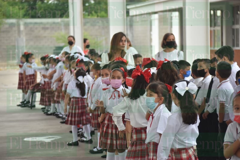 Así se vive el regreso a clases en Monclova