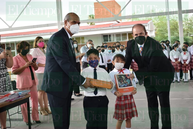 Así se vive el regreso a clases en Monclova