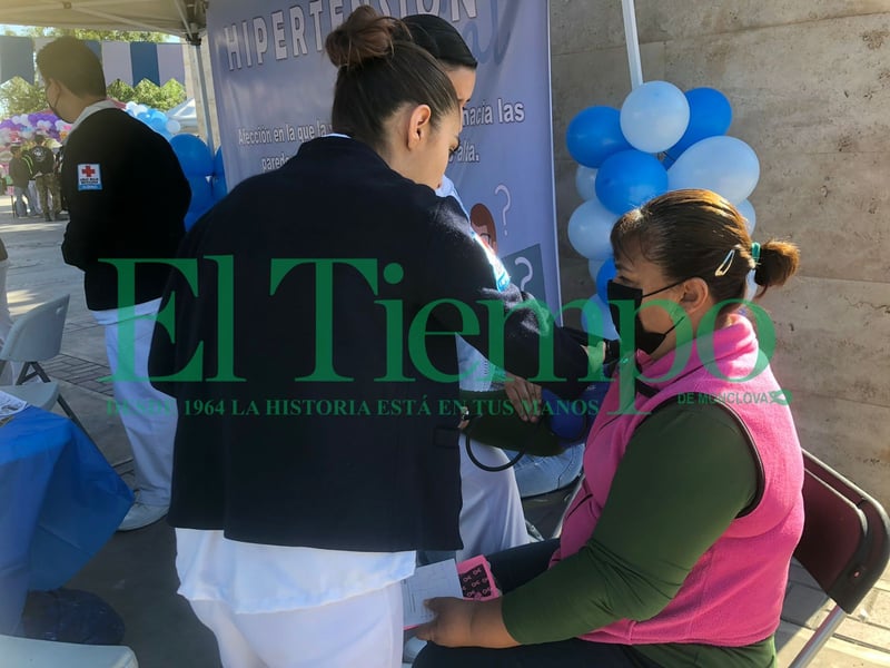 Feria de la Salud en Plaza Principal de Monclova