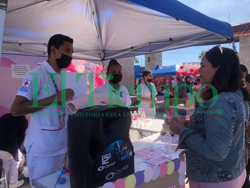 Feria de la Salud en Plaza Principal de Monclova