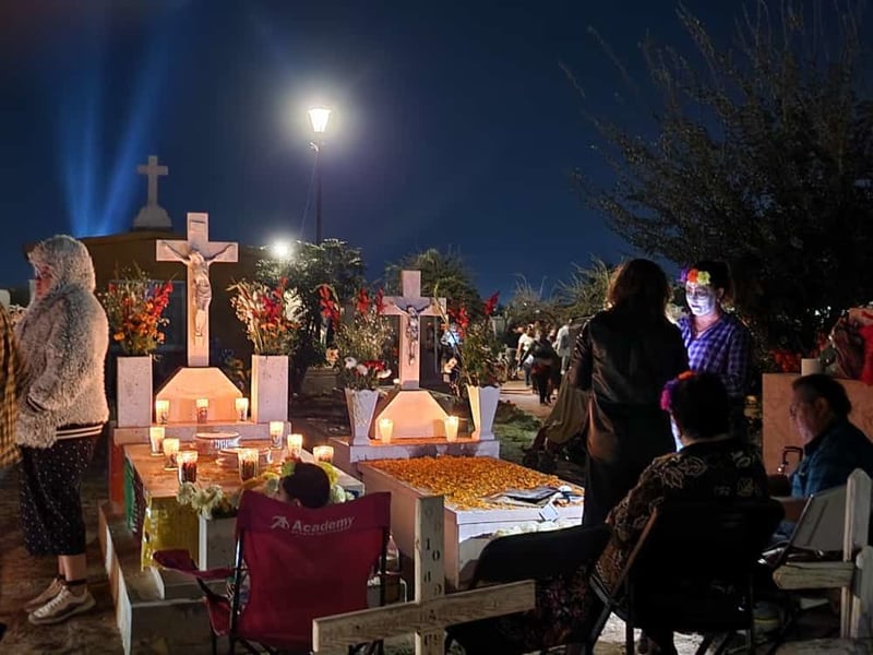 Alumbrada en el panteón Guadalupe de Monclova