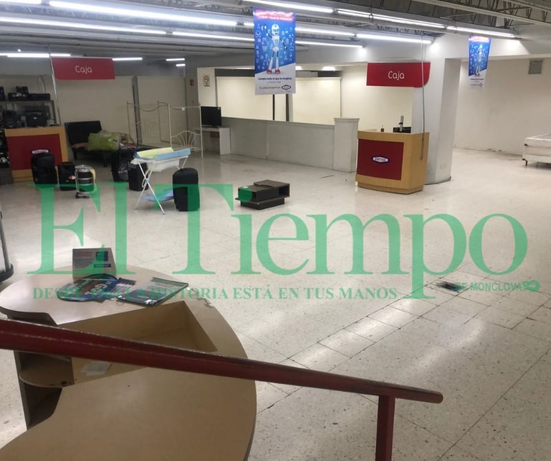 Famsa cerrara sus puertas en Monclova y clientes aprovechas ofertas