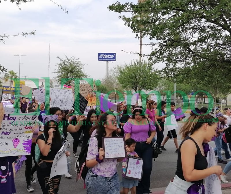 Mujeres conmemoran el ‘8M’ en Monclova con marcha y actividades