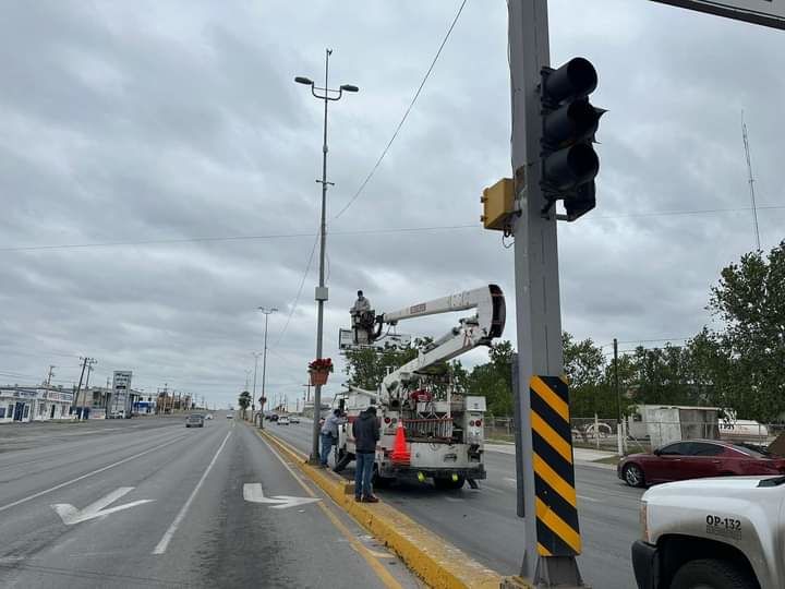 Autoridades continúan trabajo de limpieza ante inundaciones por tormenta ‘mañanera’