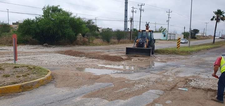 Autoridades continúan trabajo de limpieza ante inundaciones por tormenta ‘mañanera’