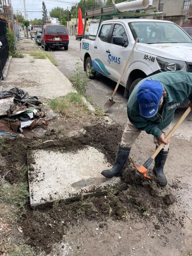 Autoridades continúan trabajo de limpieza ante inundaciones por tormenta ‘mañanera’