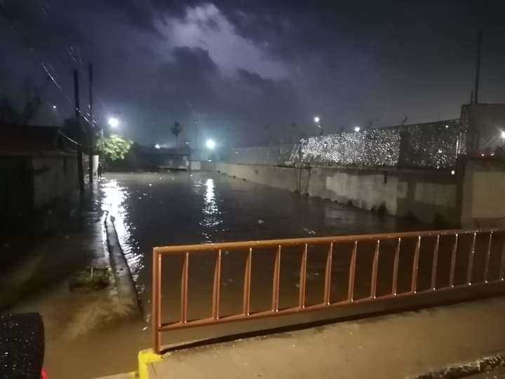 Autoridades continúan trabajo de limpieza ante inundaciones por tormenta ‘mañanera’