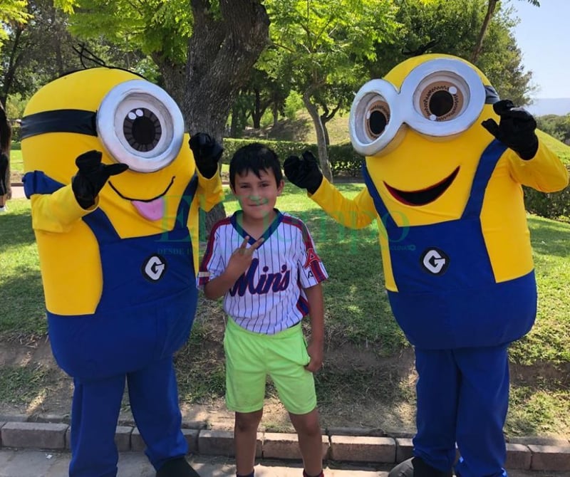 Miles de niños festejando su día en el Xochipili 1