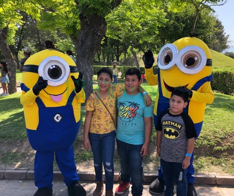 Miles de niños festejando su día en el Xochipili 1