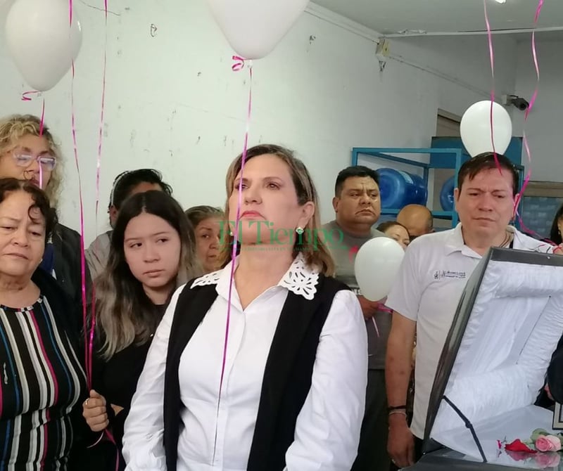 Despiden a Verónica Yazmin López Moreno, un gran ejemplo a seguir en DIF municipal.