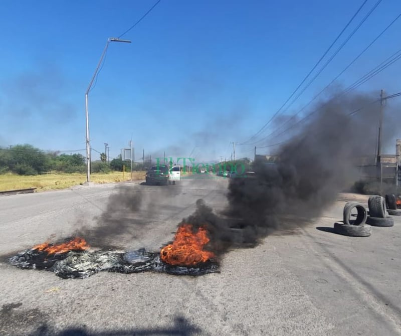 Obreros de la siderúrgica 2 continúan con su plantón en protesta por la falta de pagos