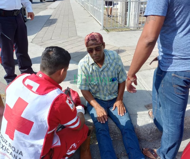 Cafre embiste moto donde viajaba niña con su abuelo