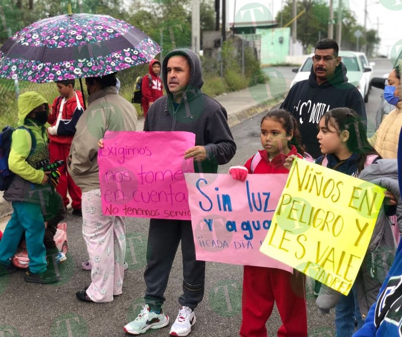 Primaria Ignacio de Zaragoza es un riesgo latente para los pequeños estudiantes.