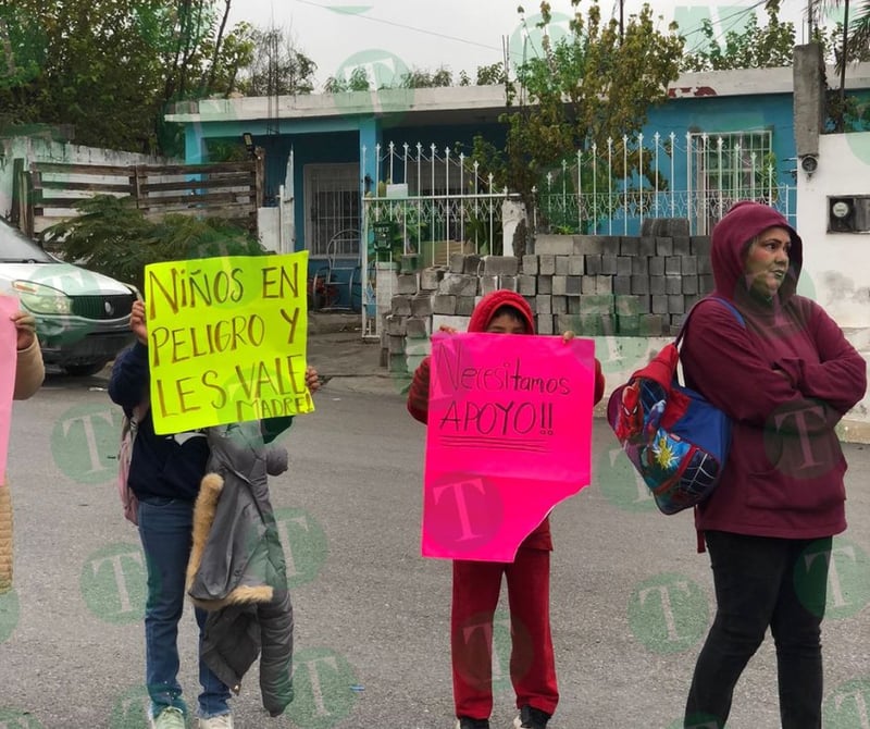 Primaria Ignacio de Zaragoza es un riesgo latente para los pequeños estudiantes.