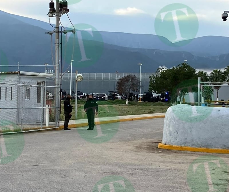 Llegan 100 reos al nuevo Cereso de Monclova