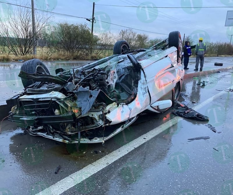 Soldado queda gravemente herido tras volcar en el libramiento Carlos Salinas 