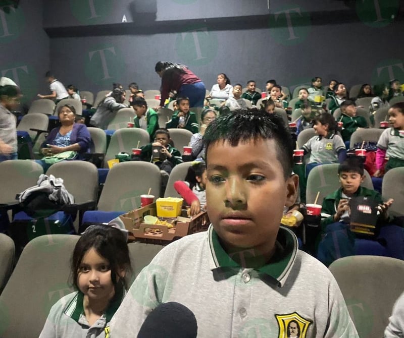 Celebran el día del niño en el cine 