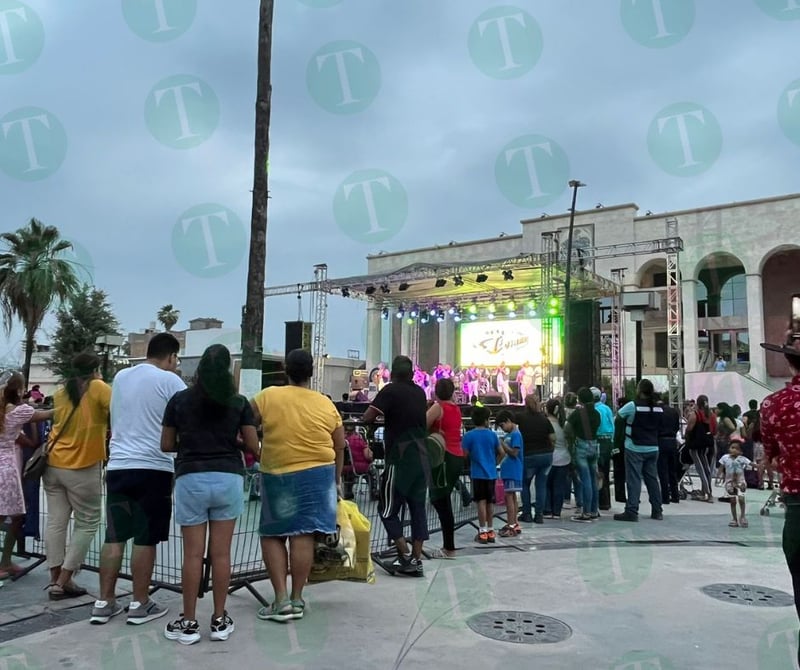 Con éxito, municipio festejó a las mamás en Monclova