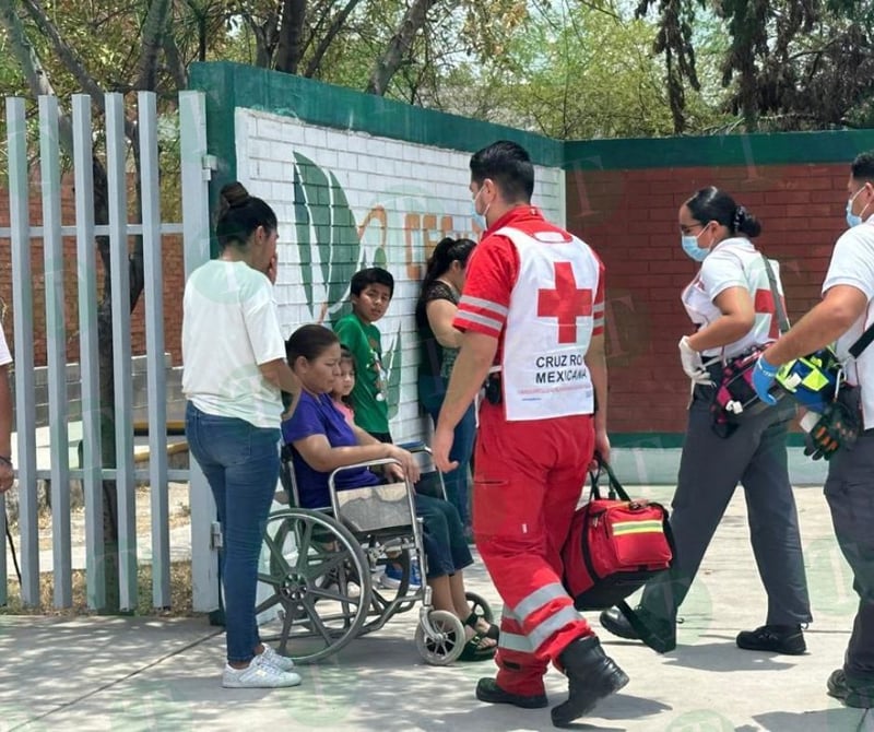 Otra mujer se siente mal por extremo calor en casillas en Monclova 