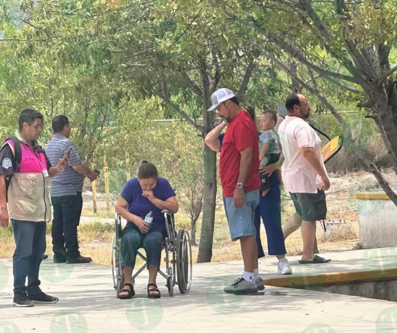 Otra mujer se siente mal por extremo calor en casillas en Monclova 