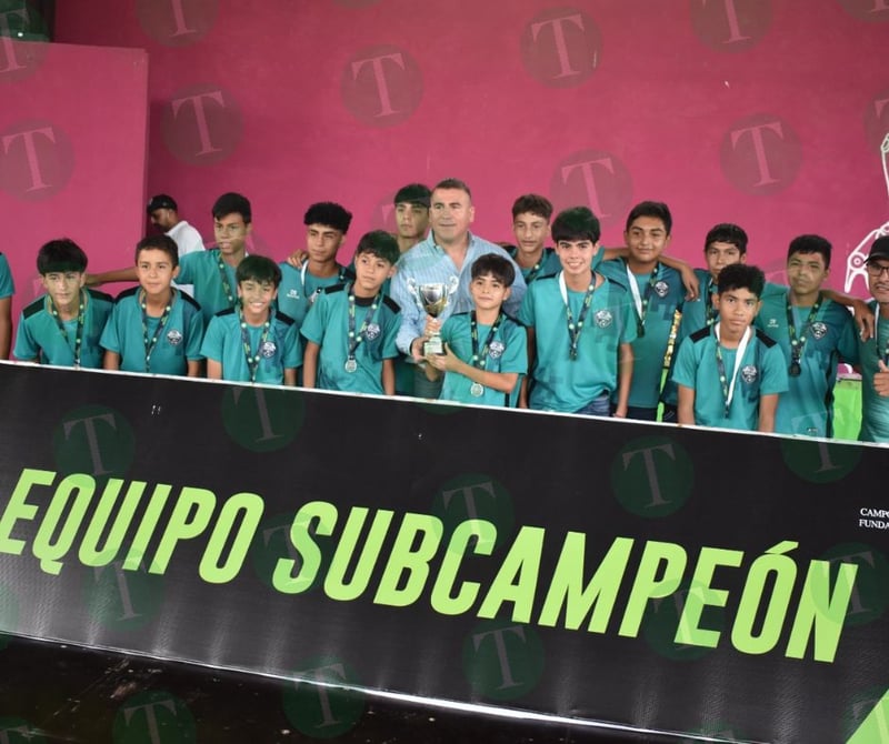 Parque Xochipilli premia a los campeones de la Liga de Fútbol