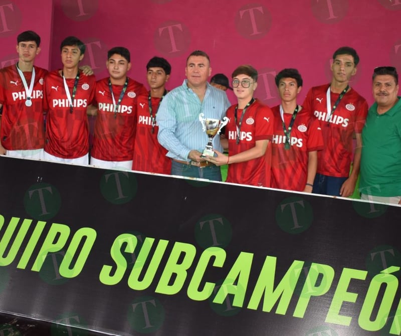 Parque Xochipilli premia a los campeones de la Liga de Fútbol