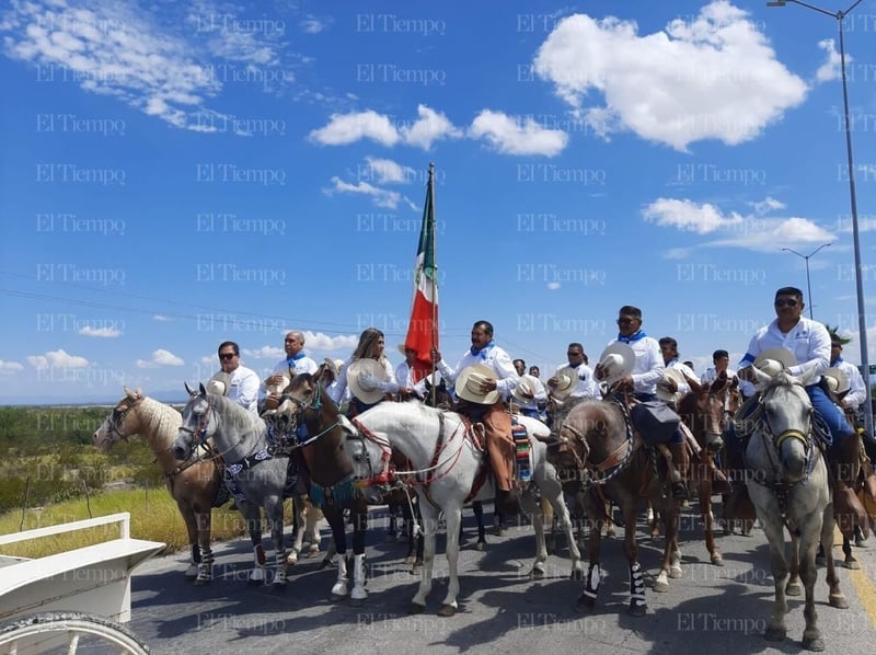 Cabalgata 335 aniversario de Monclova