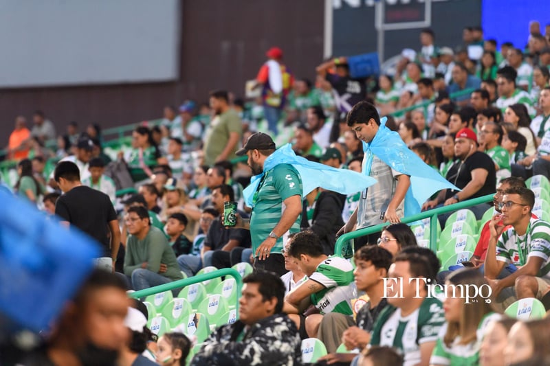 Santos Laguna vence a Necaxa en el Corona