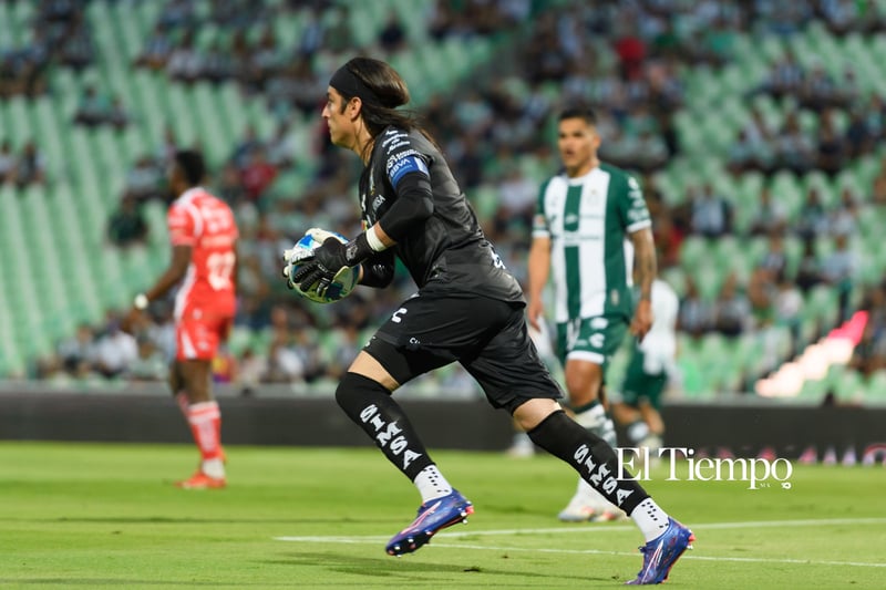 Santos Laguna vence a Necaxa en el Corona