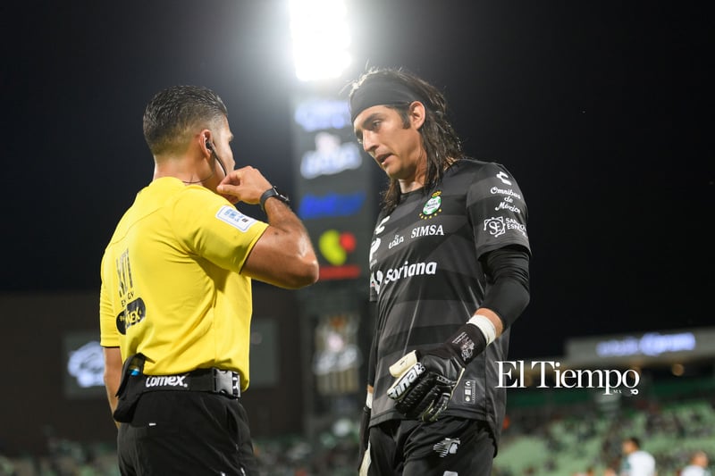 Santos Laguna vence a Necaxa en el Corona