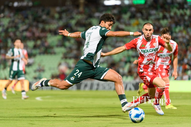 Santos Laguna vence a Necaxa en el Corona