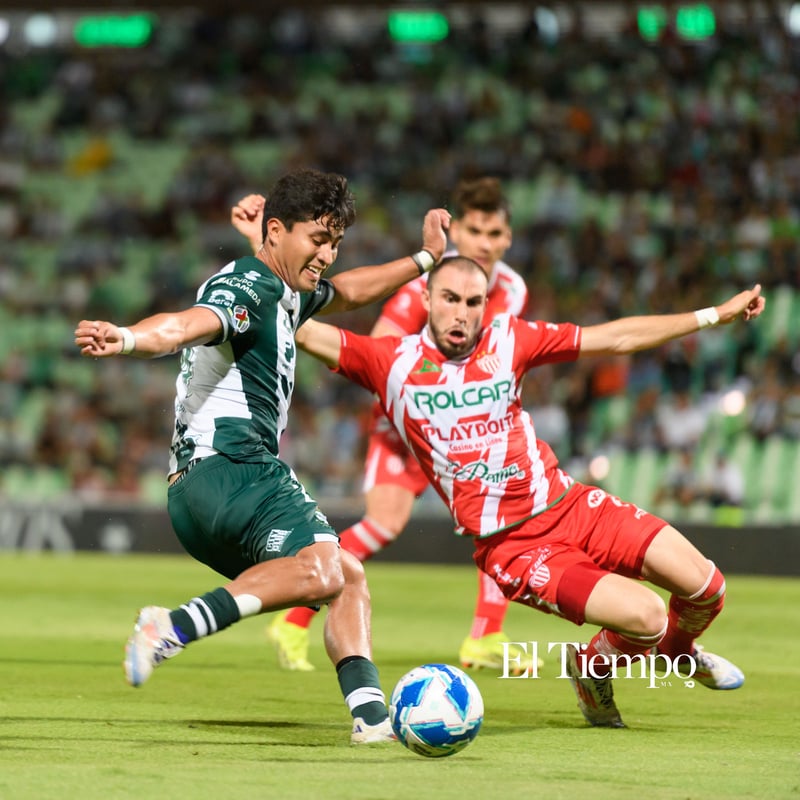 Santos Laguna vence a Necaxa en el Corona