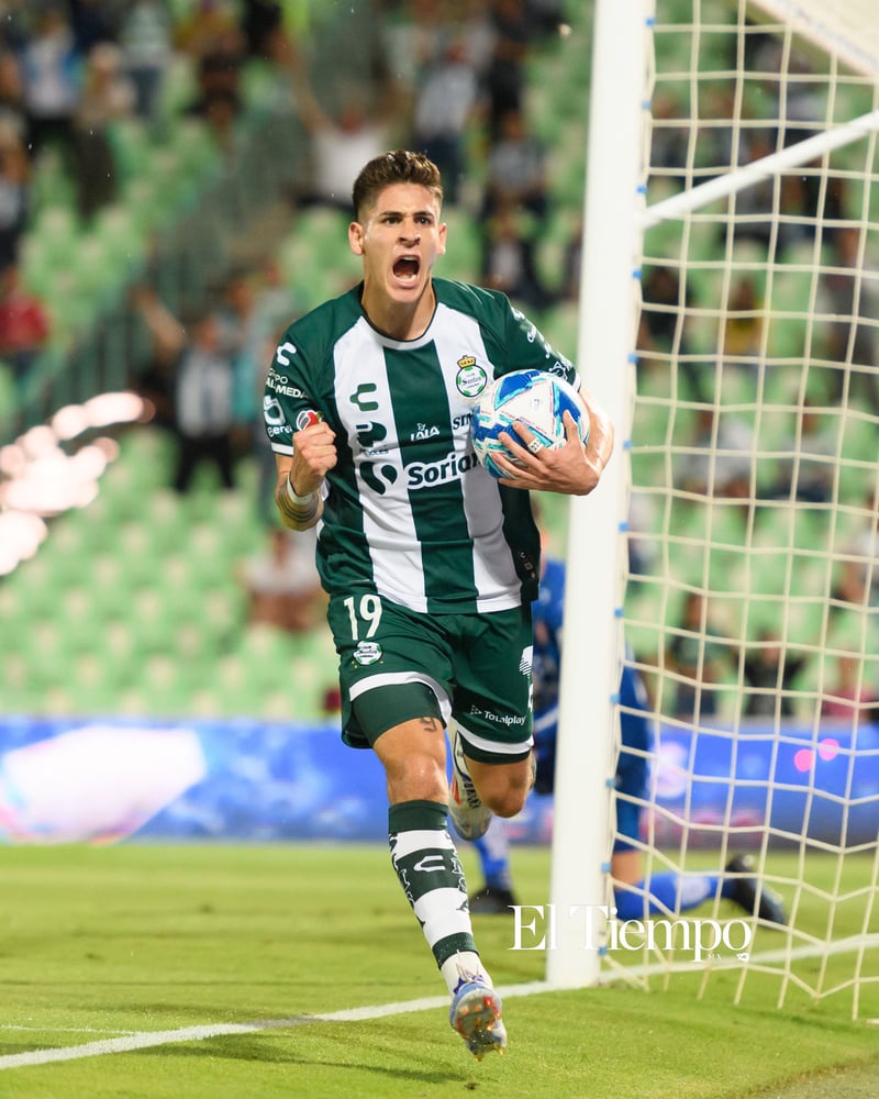 Santos Laguna vence a Necaxa en el Corona