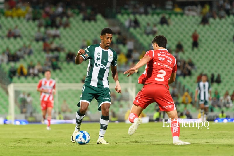 Santos Laguna vence a Necaxa en el Corona