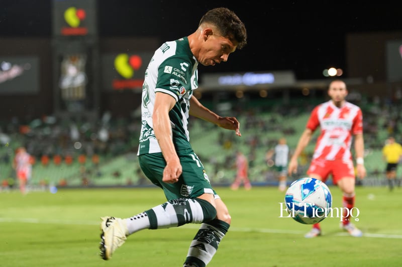 Santos Laguna vence a Necaxa en el Corona