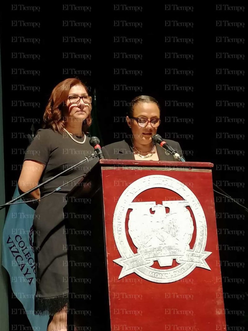 Egresan 270 alumnos de la Universidad Vizcaya de las Américas campus Monclova