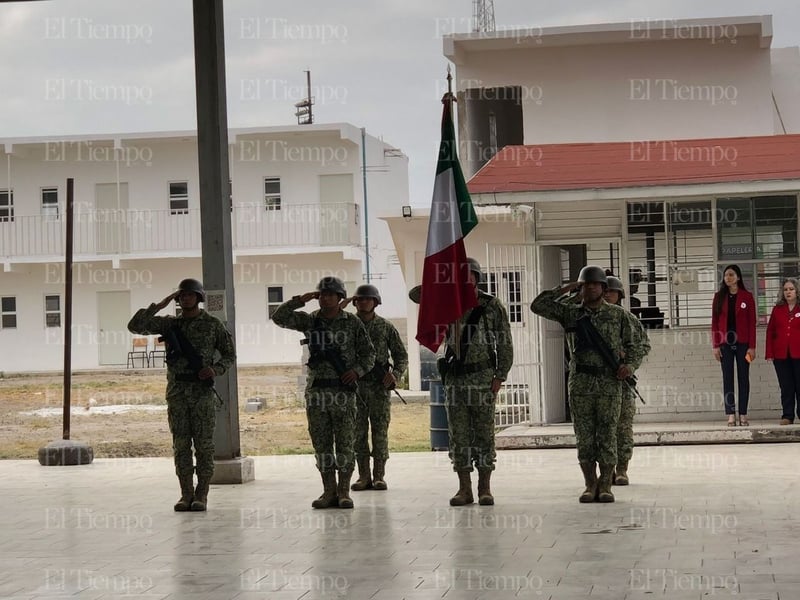 Normalistas festejan sexto aniversario de fundación 