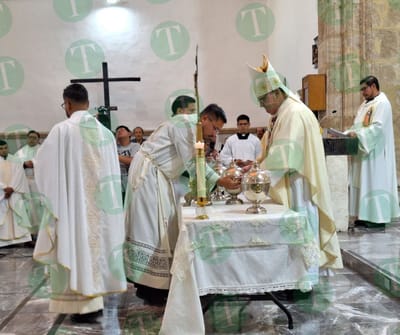 La Santiago Apóstol es sede de misa crismal anual en el estado
