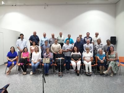 Néstor Jiménez presentó la conferencia 'La Dama y El Mercenario'