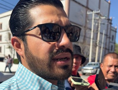Alcalde de Arteaga cerrará su administración con la apertura de dos clínicas municipales