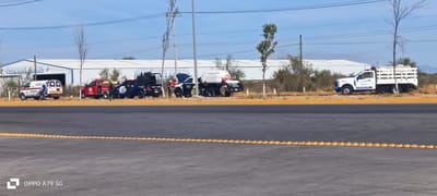 Incendio de pipa de gas, moviliza cuerpos de rescate en Monclova 