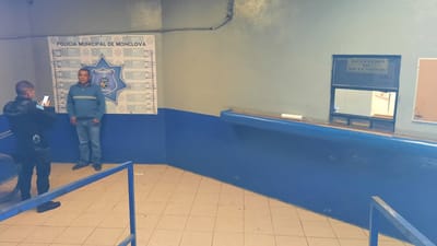 Le cae la policía cuando hacía "del uno"