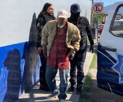Policías auxilian a un abuelito desorientado en la colonia Buenos Aires