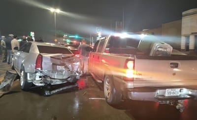 Choque en la avenida Román Cepeda deja daños materiales y una persona afectada