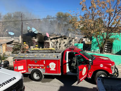 Vivienda de la colonia Guerrero arde en llamas