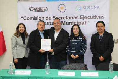 Entregan nombramientos a Procuradores Municipales de PRONNIF en la Región Carbonífera
