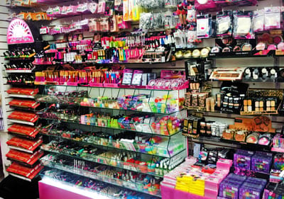 Empresarios chinos generan preocupación en comerciantes de Nueva Rosita