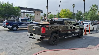 Se ensartan frente a la presidencia municipal de Monclova